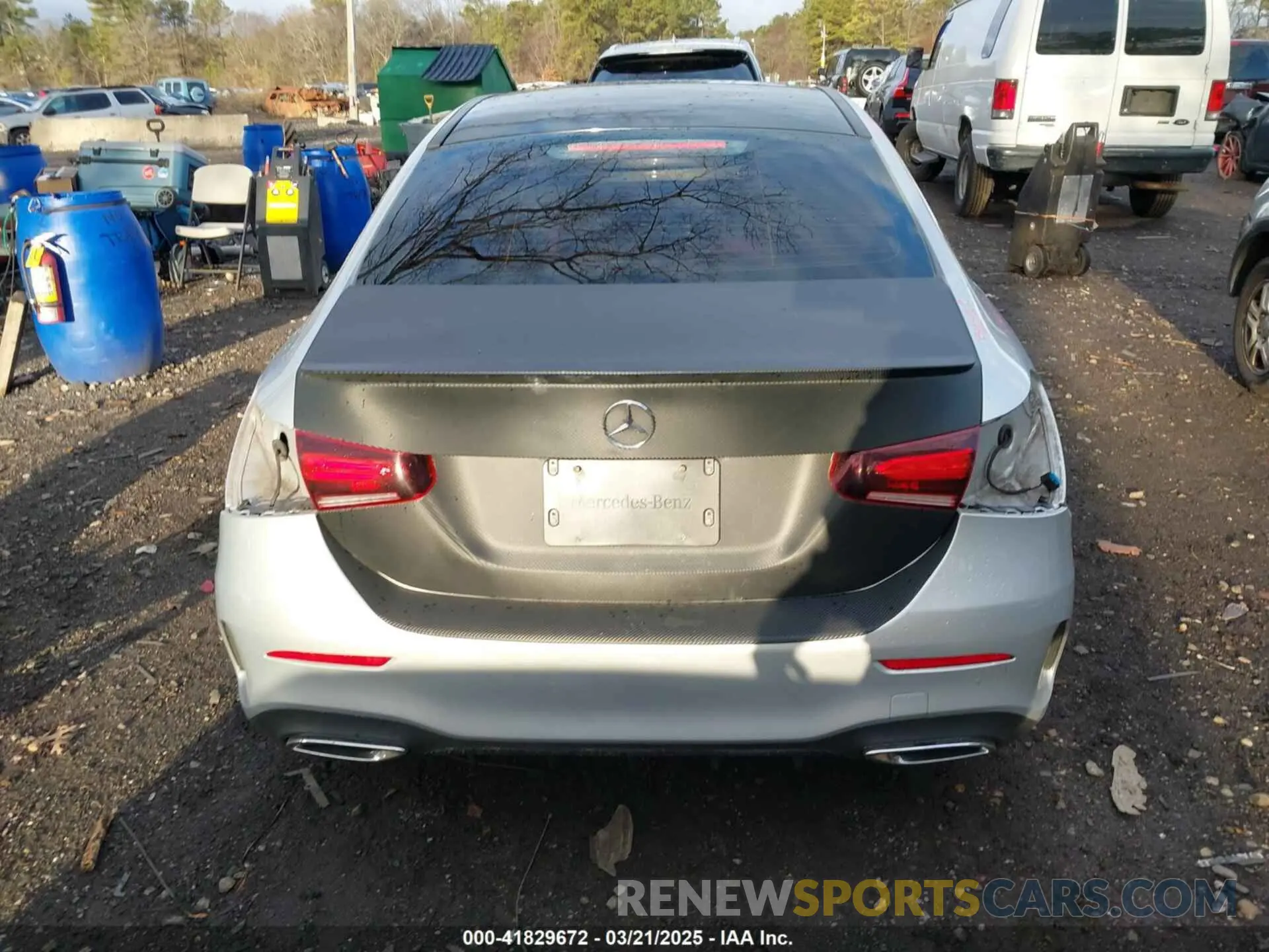 16 Photograph of a damaged car W1K3G4FBXMJ273221 MERCEDES-BENZ A 220 2021