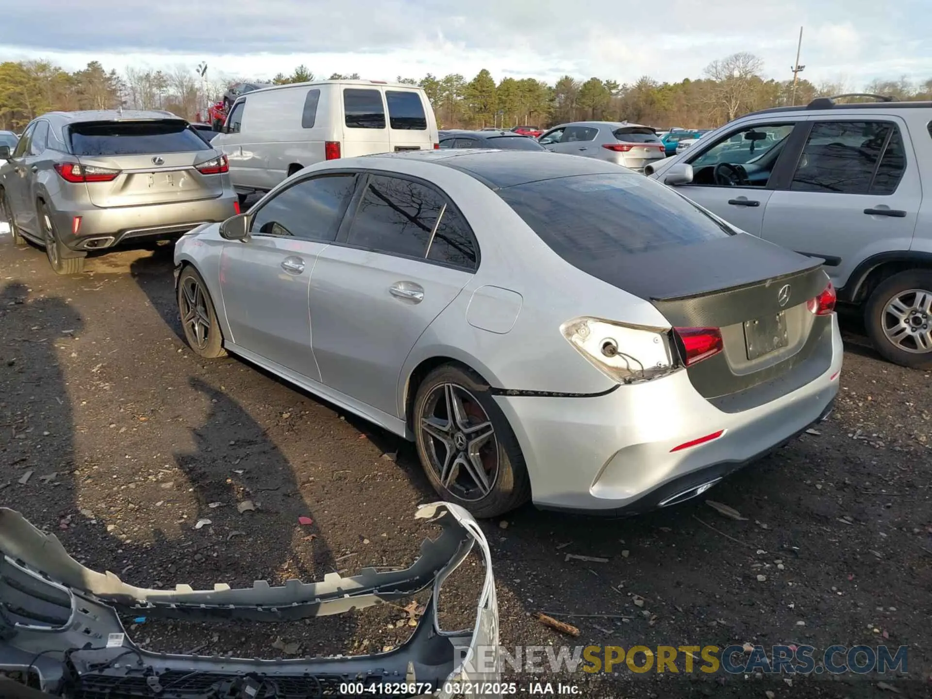3 Photograph of a damaged car W1K3G4FBXMJ273221 MERCEDES-BENZ A 220 2021