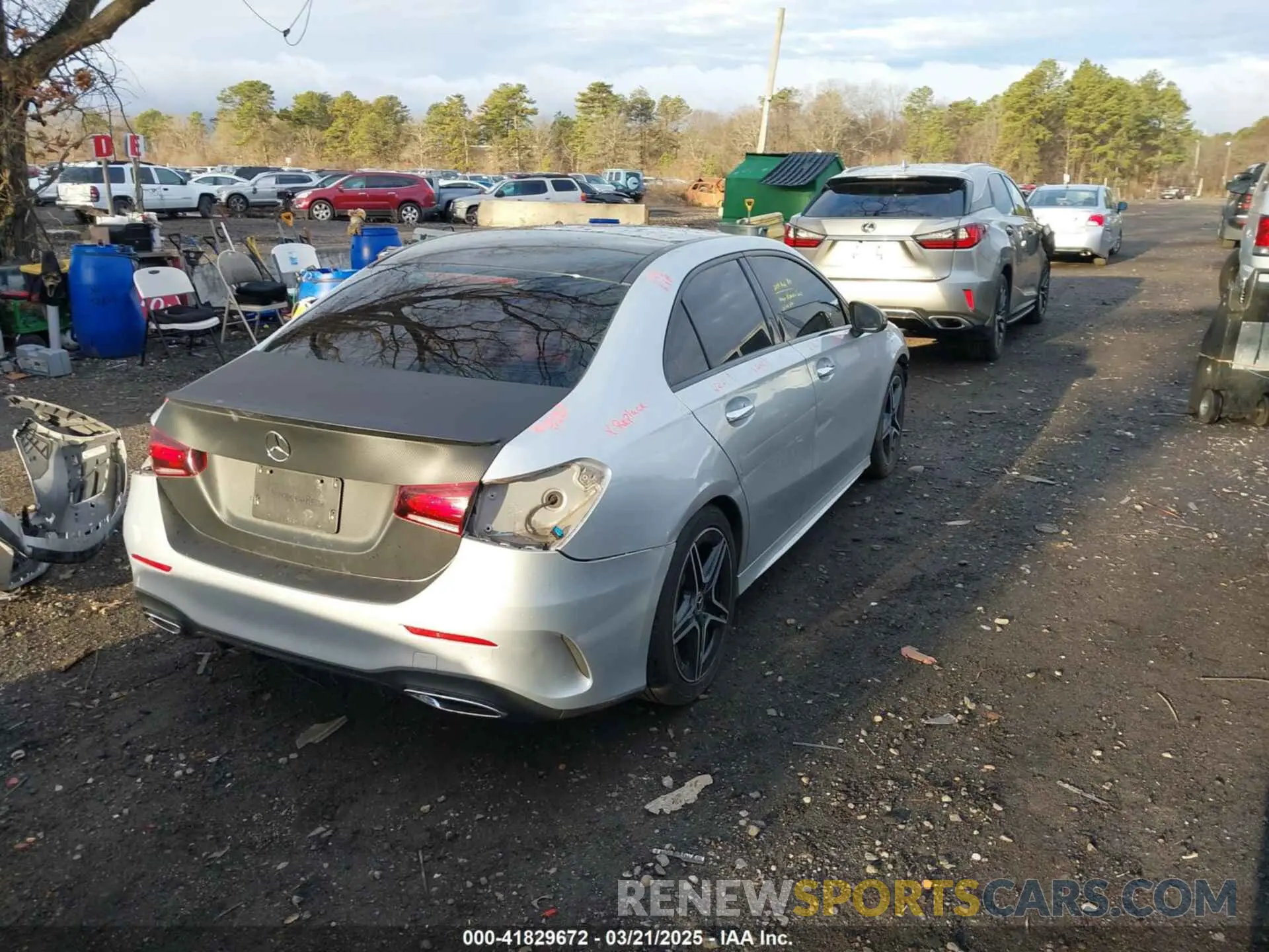 4 Photograph of a damaged car W1K3G4FBXMJ273221 MERCEDES-BENZ A 220 2021