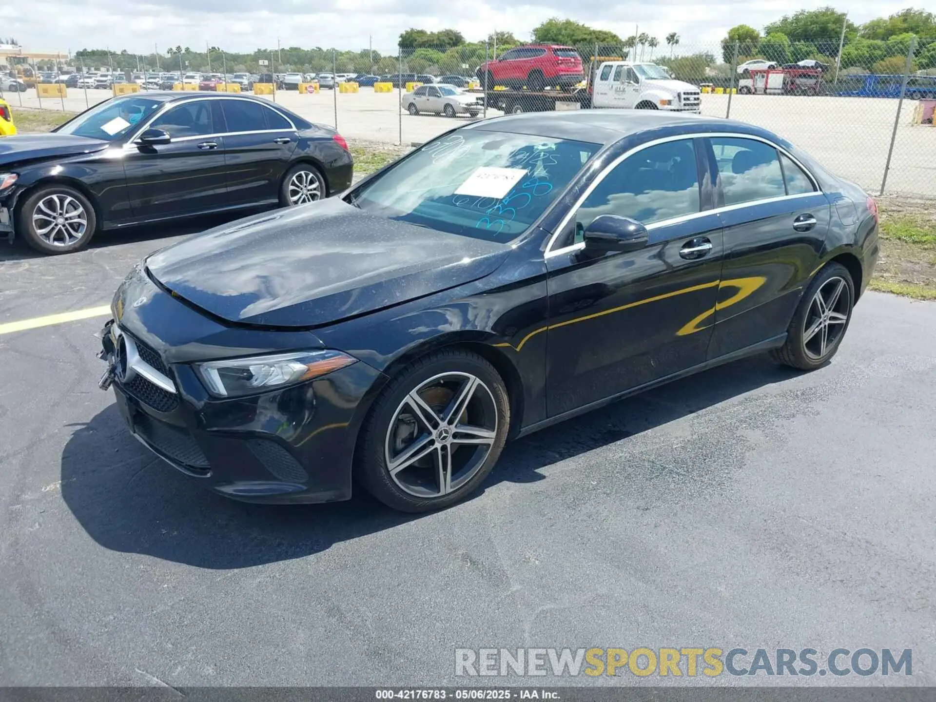 2 Photograph of a damaged car W1K3G4EB0NJ356708 MERCEDES-BENZ A 220 2022