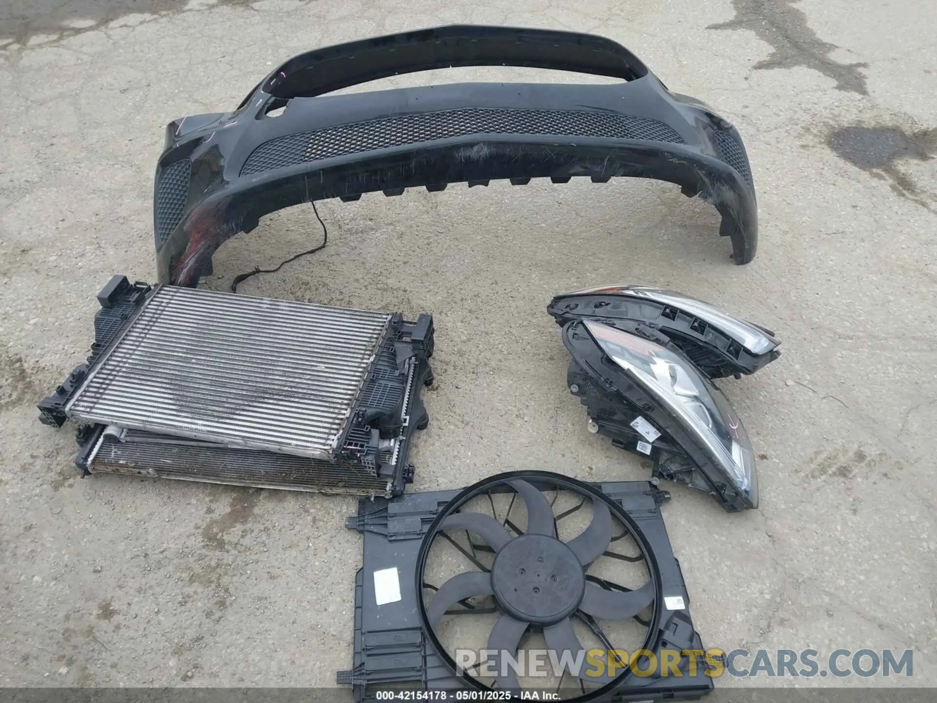 12 Photograph of a damaged car W1K3G4EB6NJ356664 MERCEDES-BENZ A 220 2022