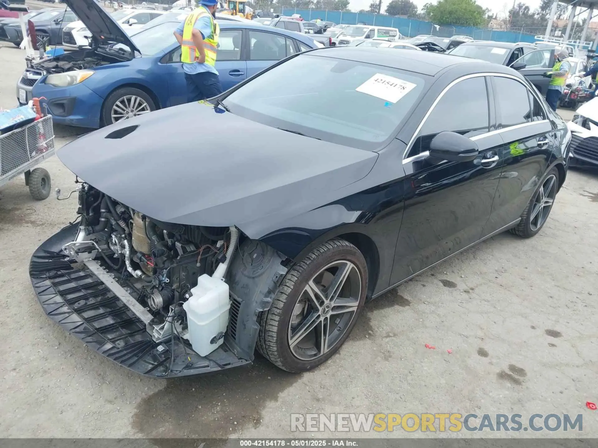2 Photograph of a damaged car W1K3G4EB6NJ356664 MERCEDES-BENZ A 220 2022