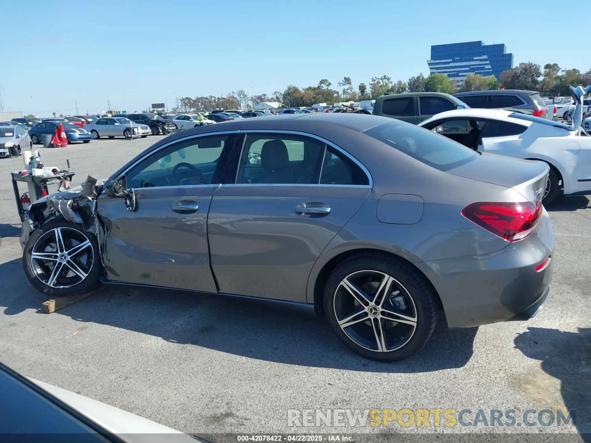 14 Photograph of a damaged car W1K3G4EB7NJ363798 MERCEDES-BENZ A 220 2022