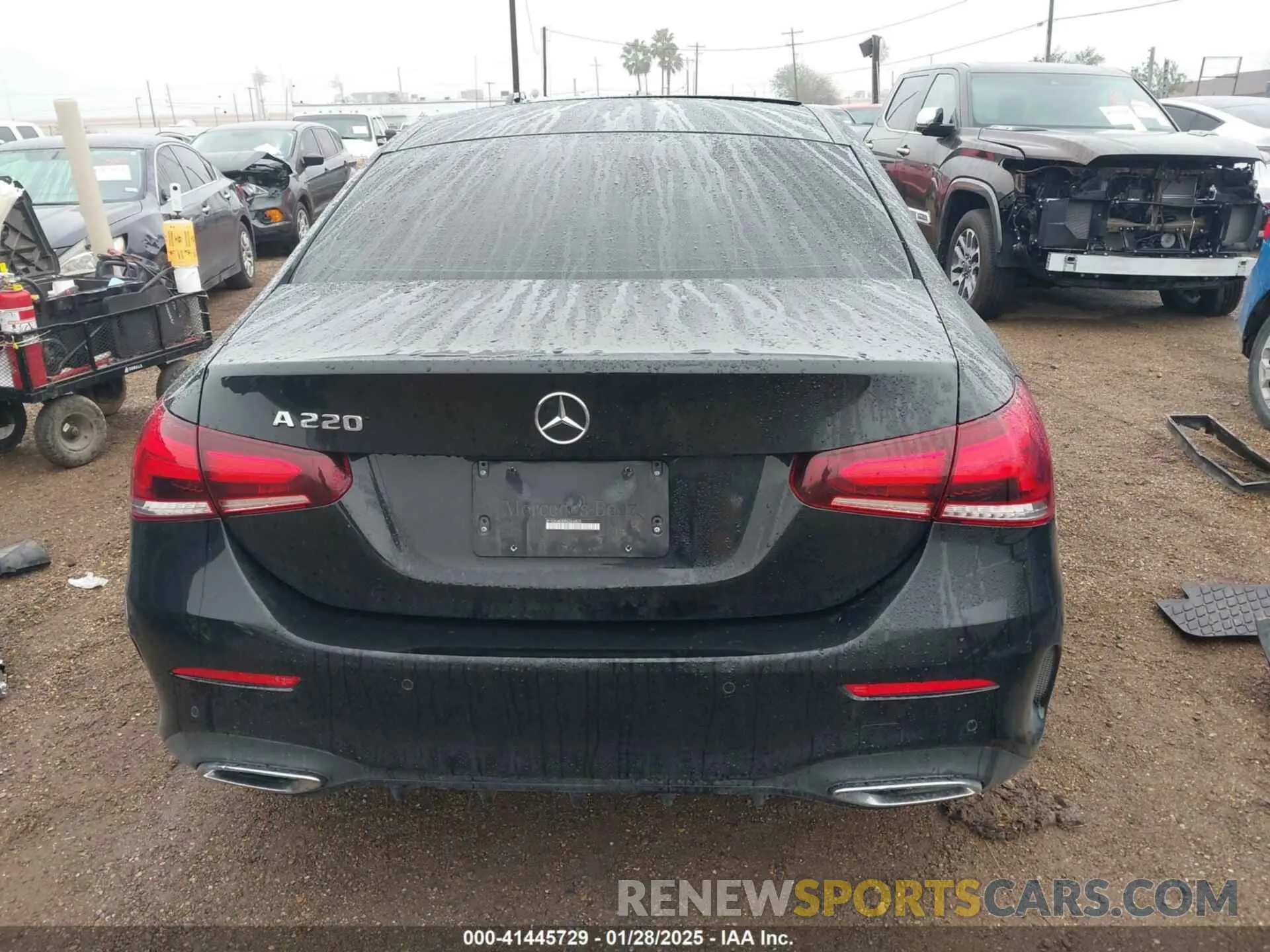 16 Photograph of a damaged car W1K3G4EBXNJ366825 MERCEDES-BENZ A 220 2022