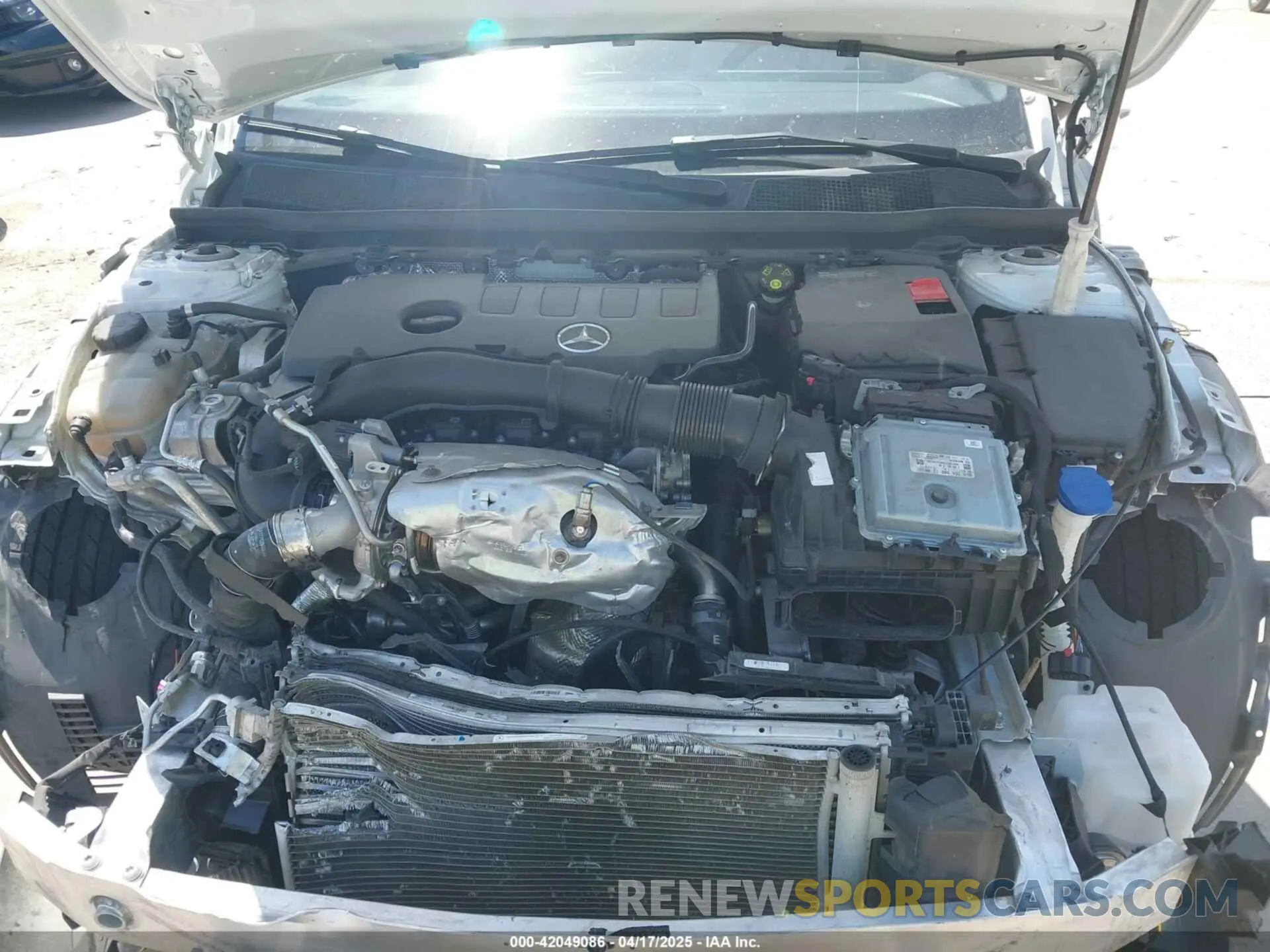 10 Photograph of a damaged car W1K3G4FB2NJ357146 MERCEDES-BENZ A 220 2022