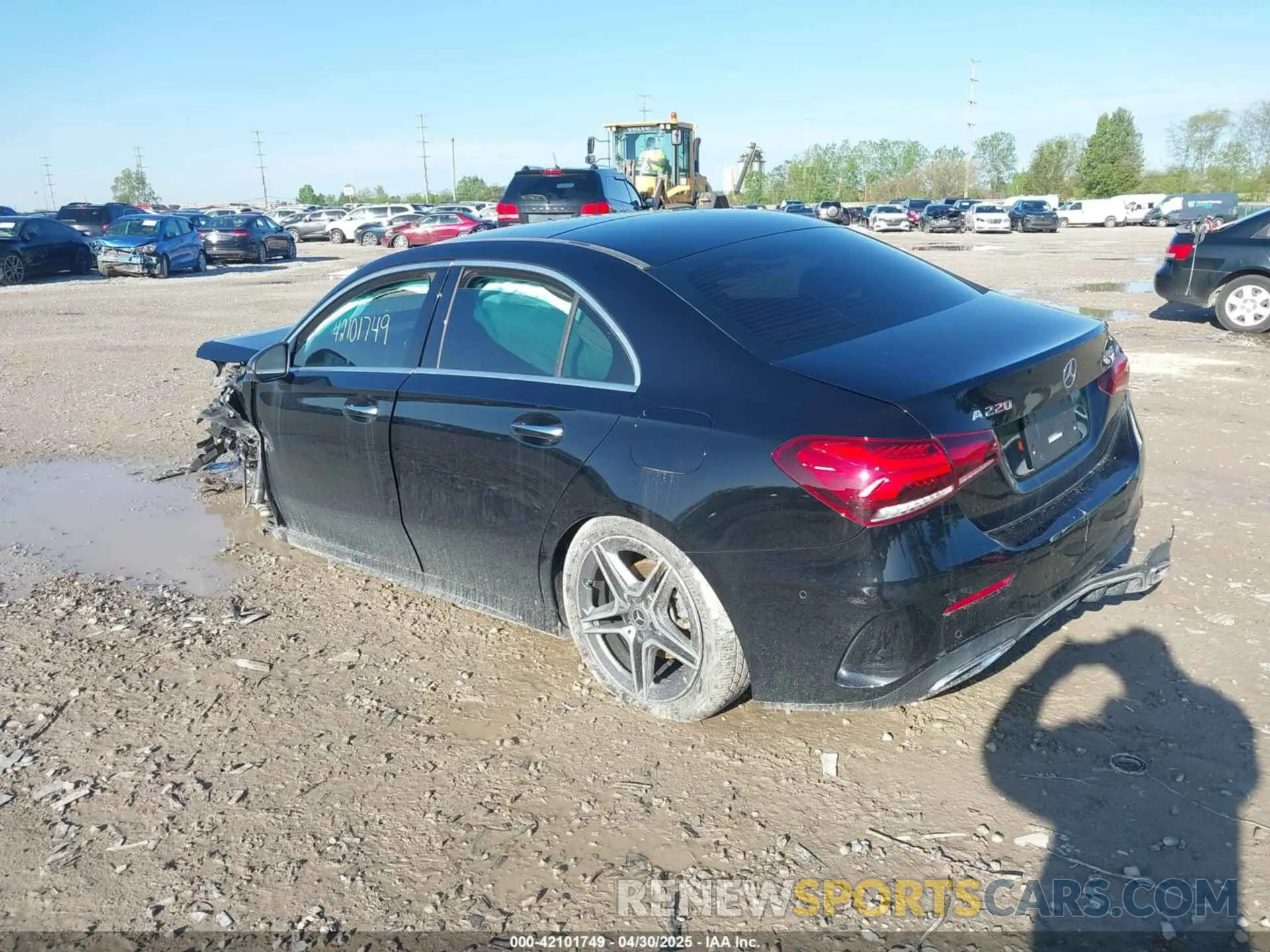3 Photograph of a damaged car W1K3G4FB4NJ367693 MERCEDES-BENZ A 220 2022