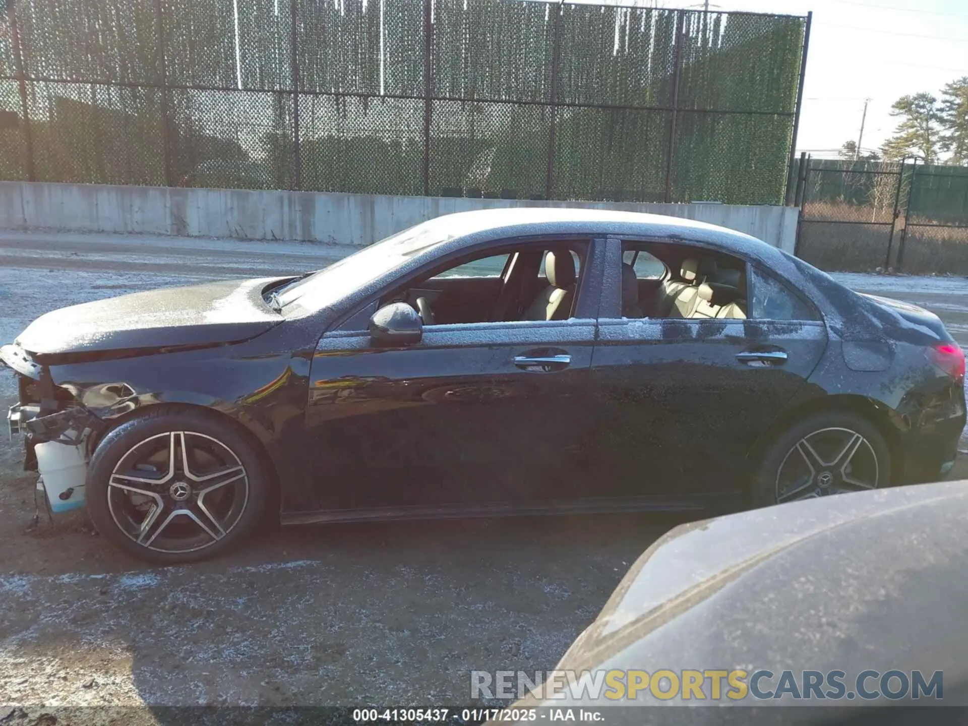 15 Photograph of a damaged car W1K3G4FB5NJ334508 MERCEDES-BENZ A 220 2022