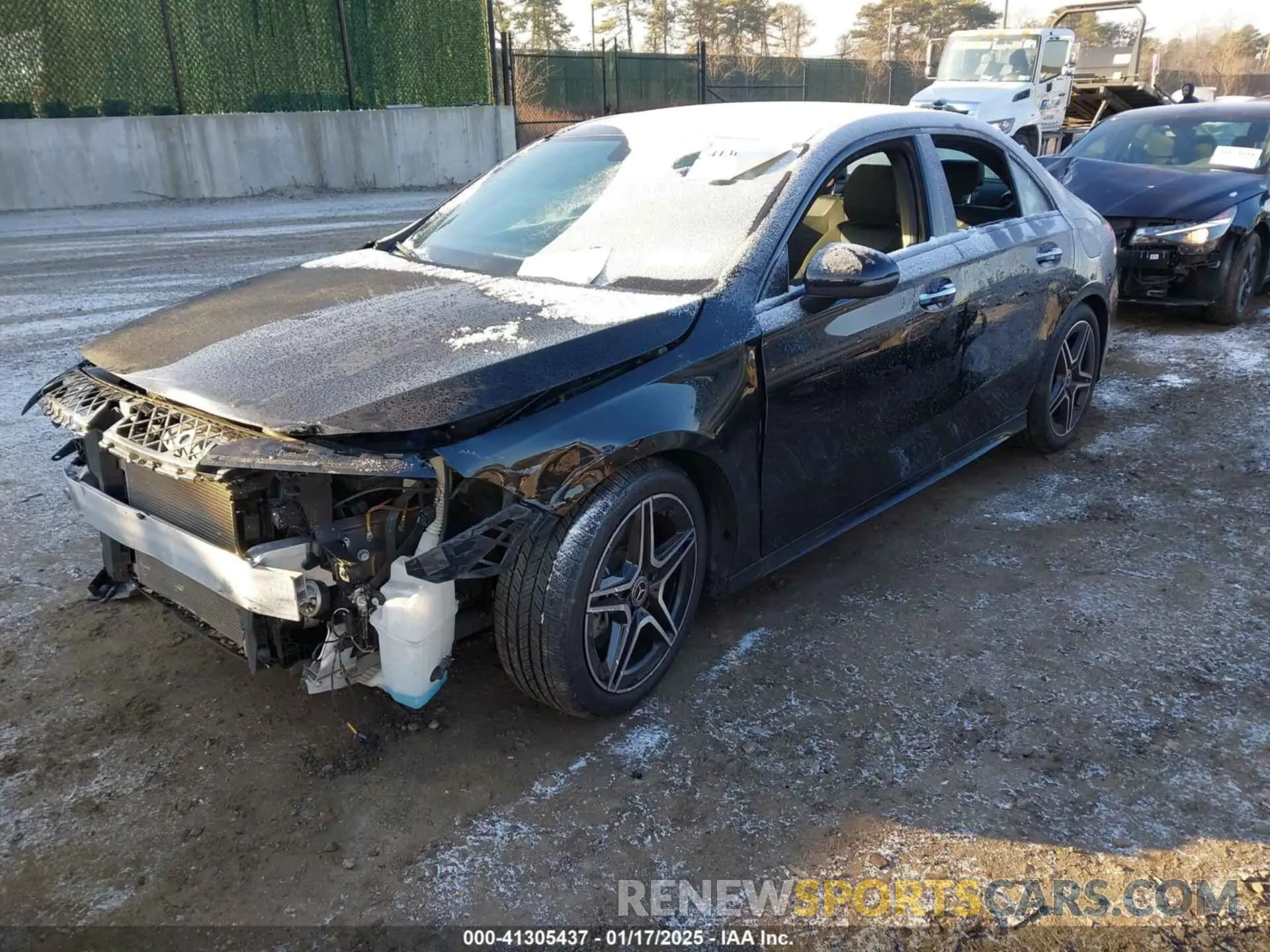 2 Photograph of a damaged car W1K3G4FB5NJ334508 MERCEDES-BENZ A 220 2022