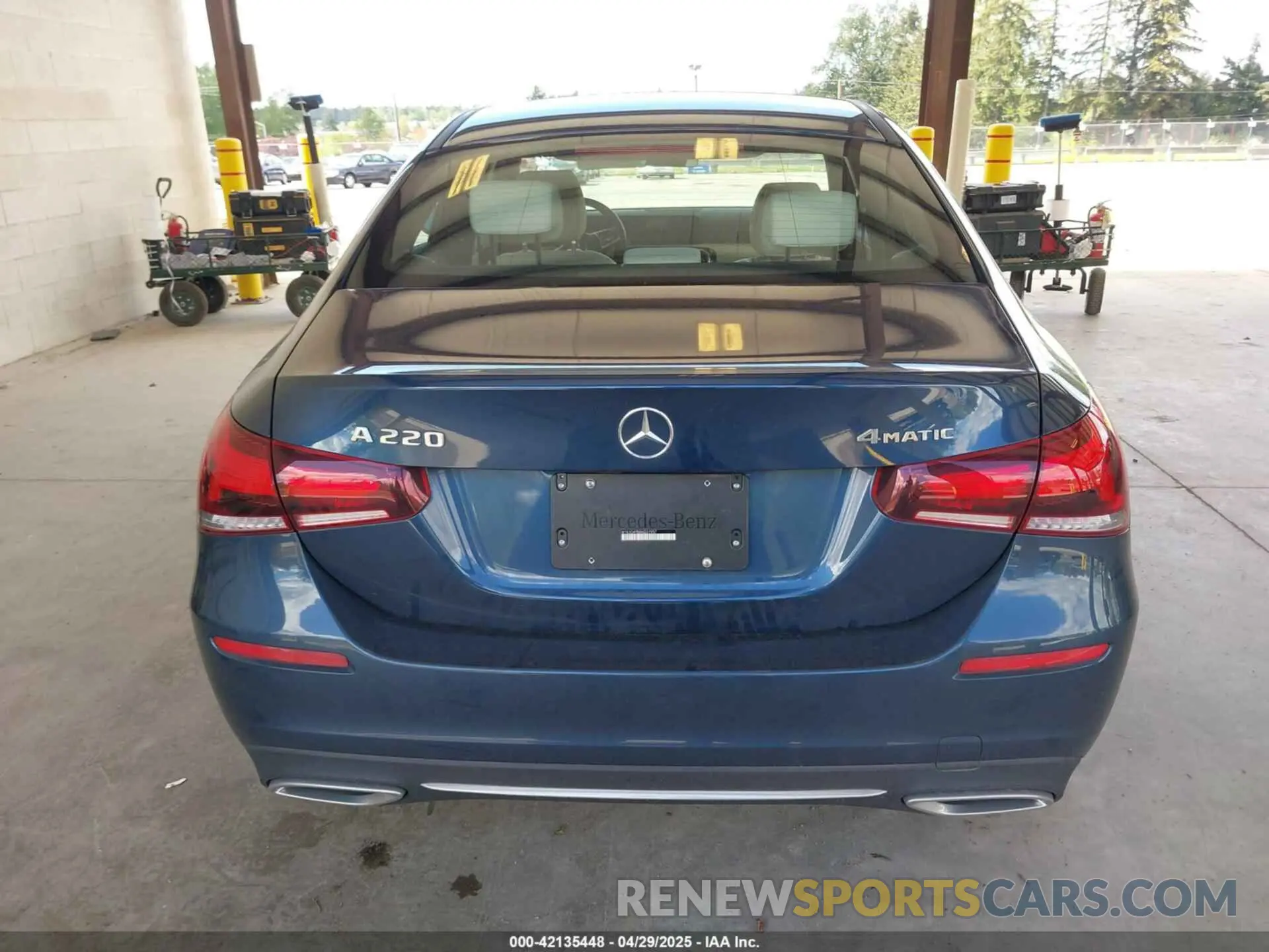 16 Photograph of a damaged car W1K3G4FB8NJ331957 MERCEDES-BENZ A 220 2022