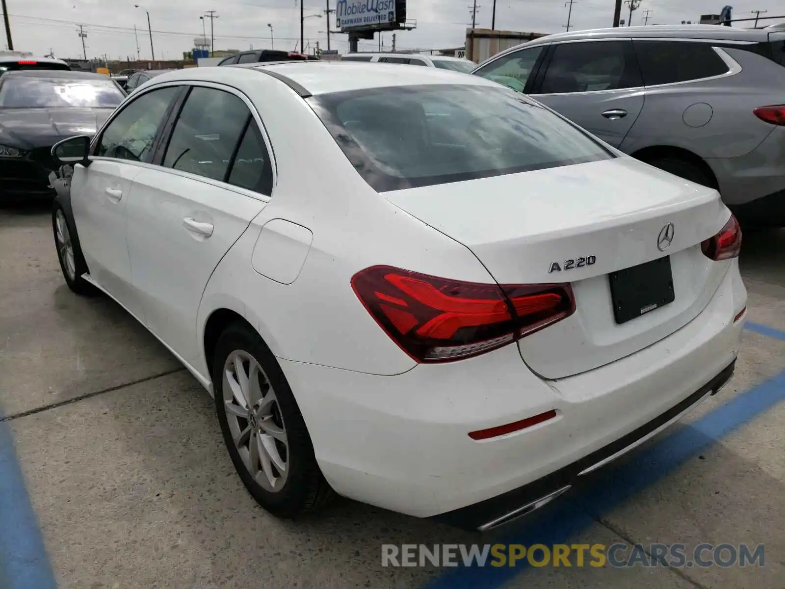 3 Photograph of a damaged car WDD3G4EB4KW023765 MERCEDES-BENZ A 220 4MAT 2019