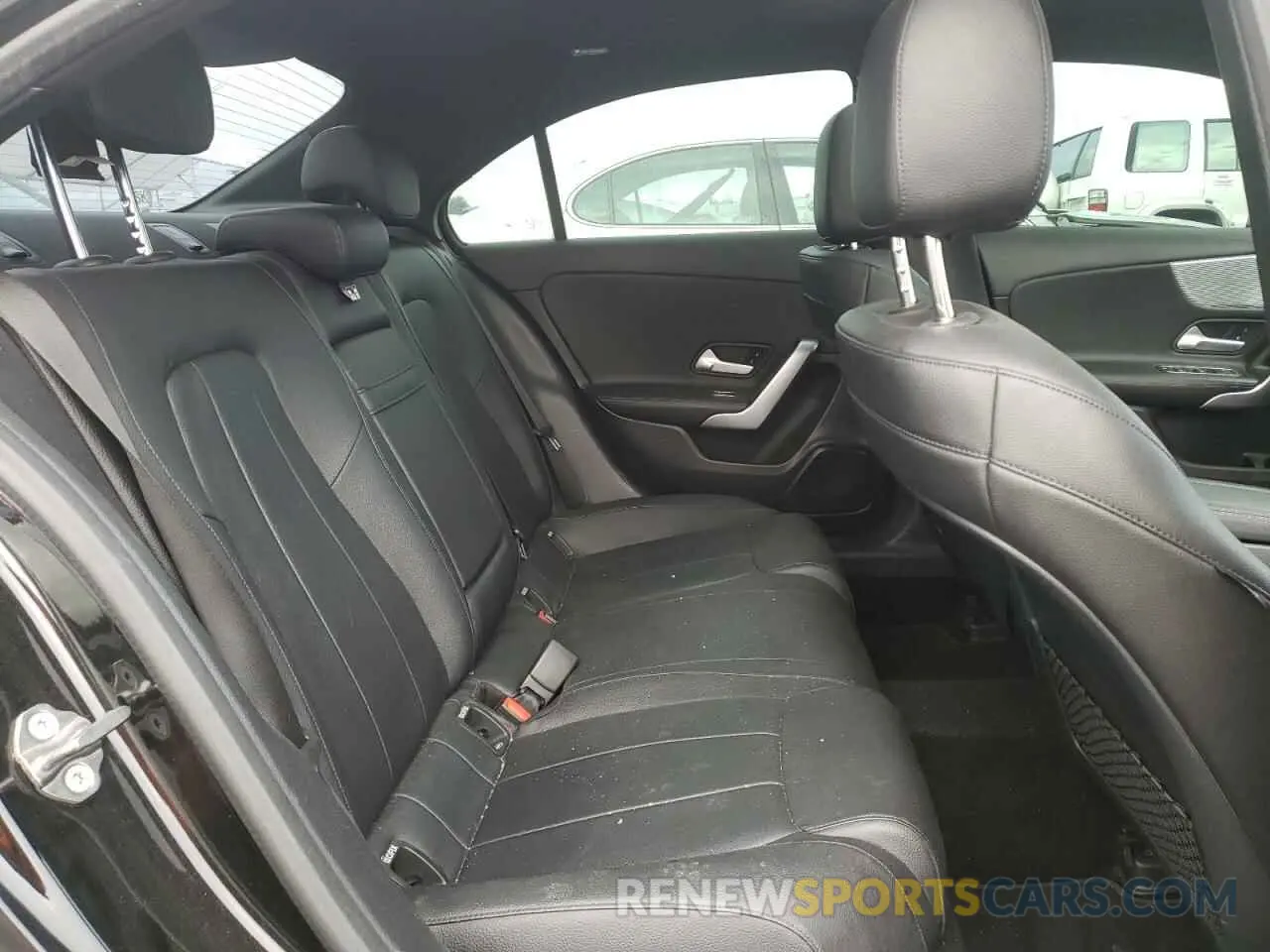 10 Photograph of a damaged car WDD3G4EB0KW001939 MERCEDES-BENZ A-CLASS 2019