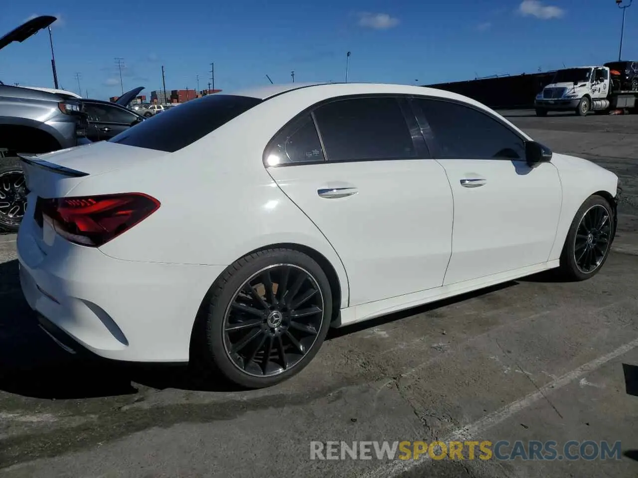 3 Photograph of a damaged car WDD3G4EB0KW022029 MERCEDES-BENZ A-CLASS 2019