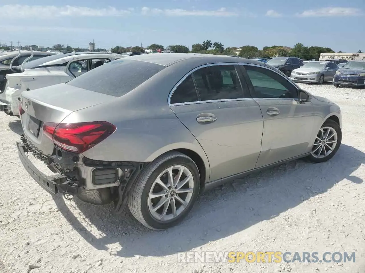 3 Photograph of a damaged car WDD3G4EB0KW027019 MERCEDES-BENZ A-CLASS 2019