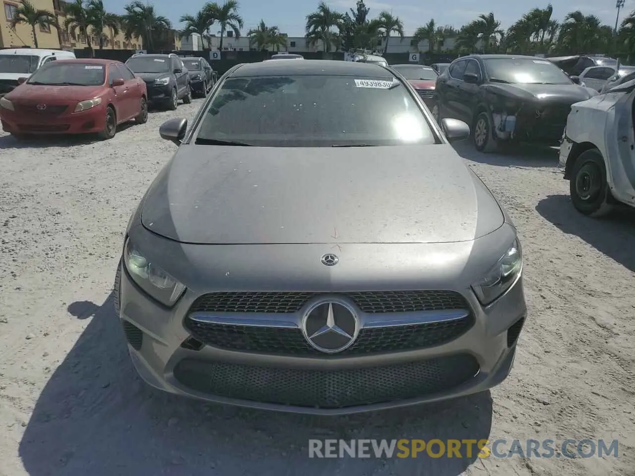 5 Photograph of a damaged car WDD3G4EB0KW027019 MERCEDES-BENZ A-CLASS 2019