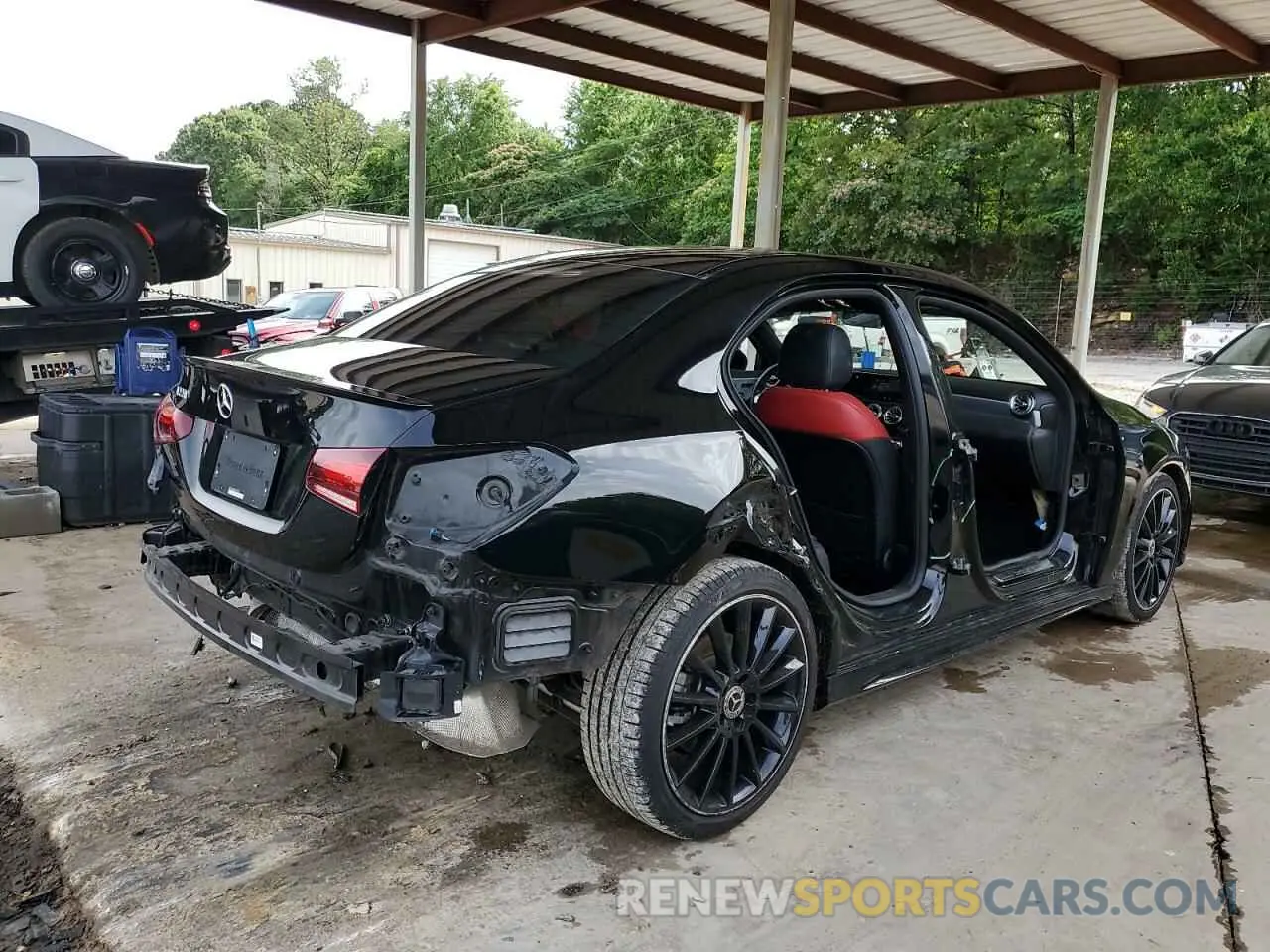 3 Photograph of a damaged car WDD3G4EB0KW027635 MERCEDES-BENZ A-CLASS 2019