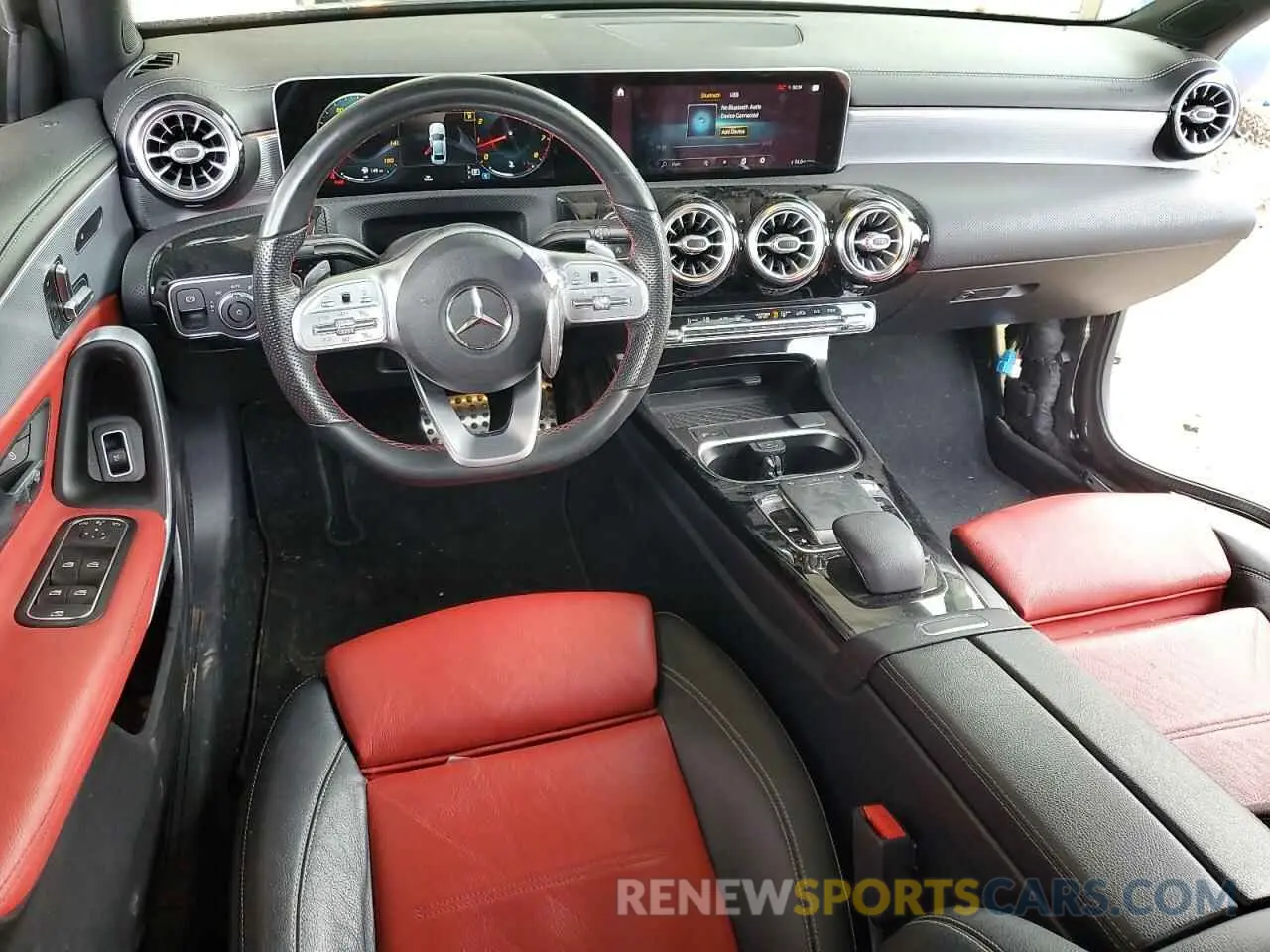 8 Photograph of a damaged car WDD3G4EB0KW027635 MERCEDES-BENZ A-CLASS 2019