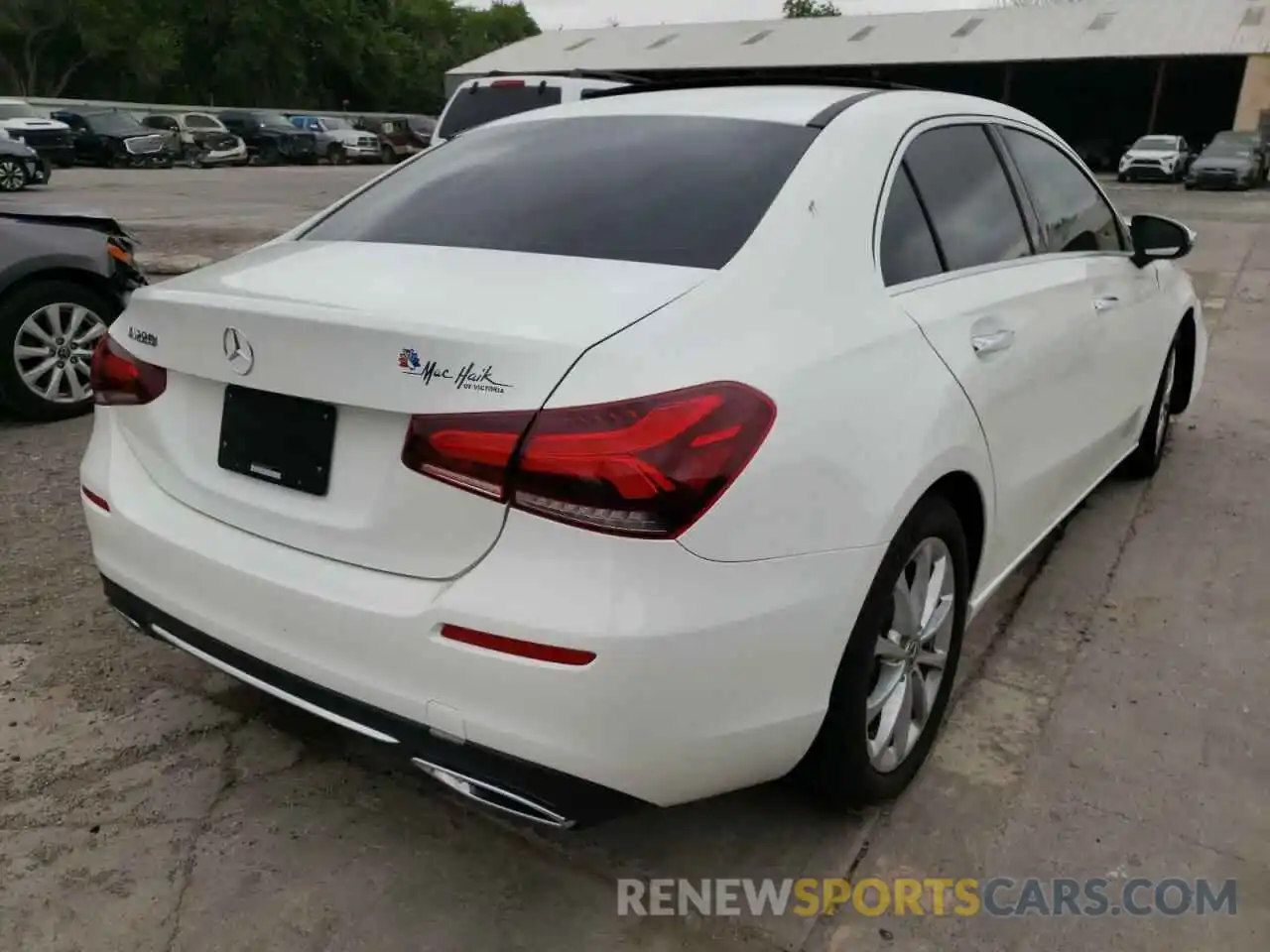 4 Photograph of a damaged car WDD3G4EB2KW001974 MERCEDES-BENZ A-CLASS 2019