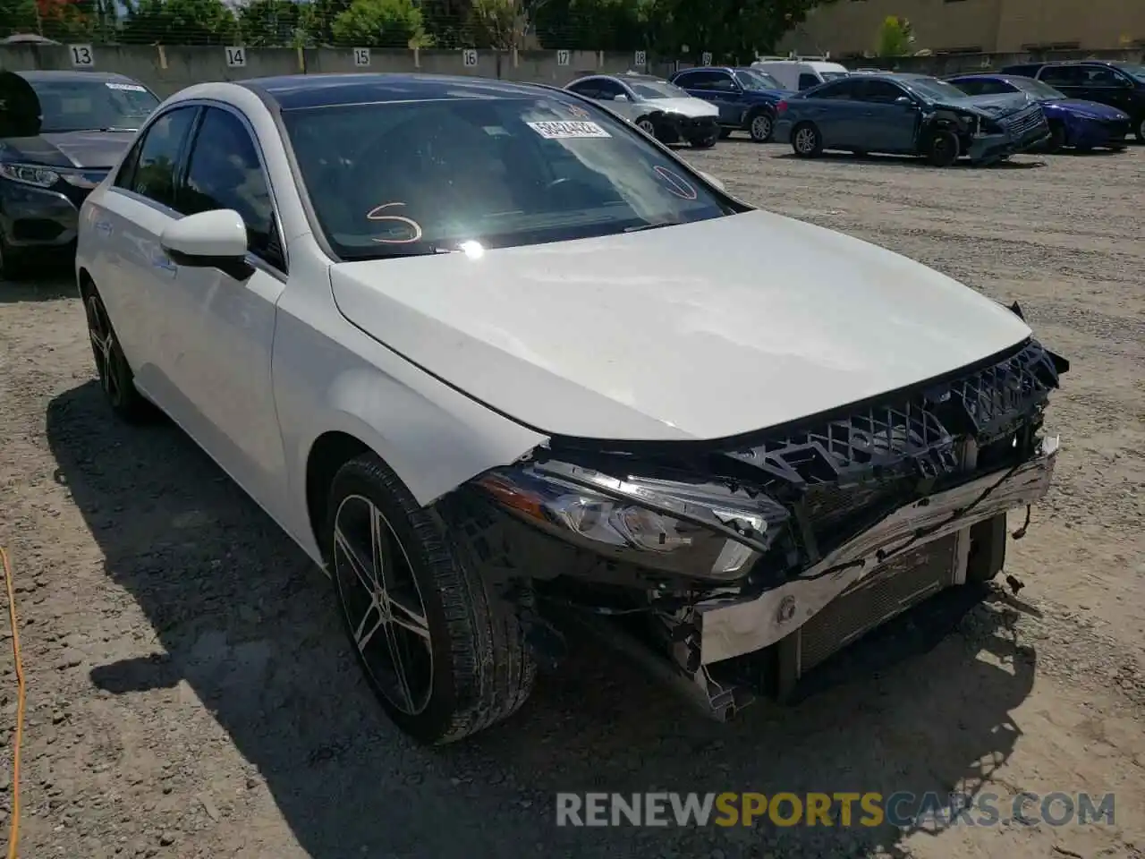 1 Photograph of a damaged car WDD3G4EB2KW004664 MERCEDES-BENZ A-CLASS 2019