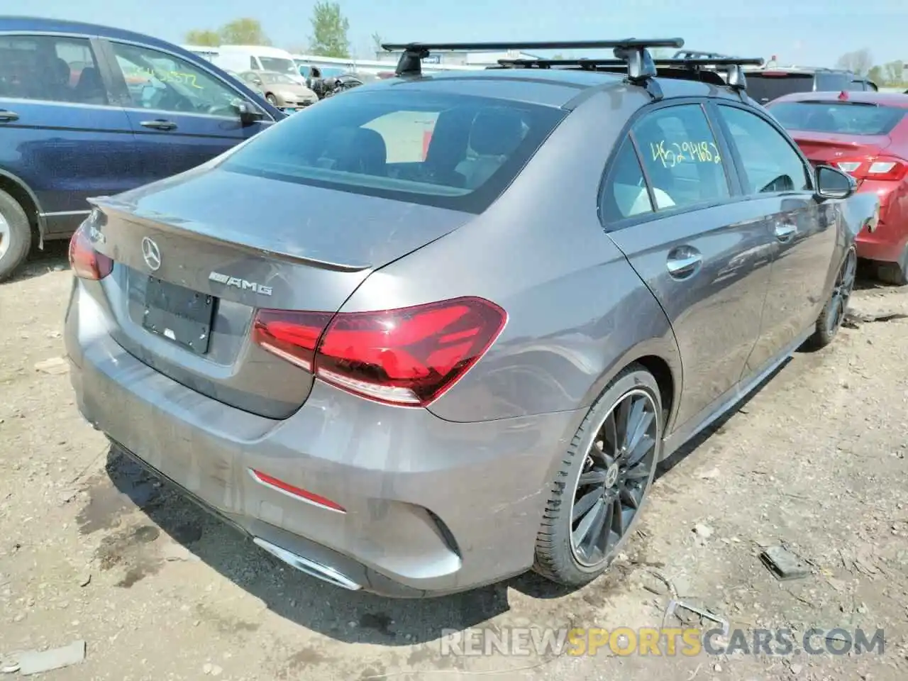 4 Photograph of a damaged car WDD3G4EB2KW005488 MERCEDES-BENZ A-CLASS 2019