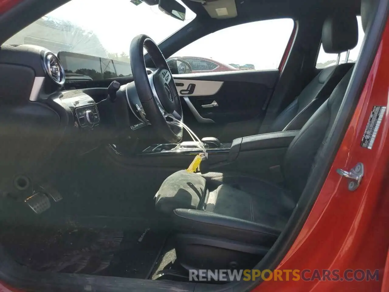 7 Photograph of a damaged car WDD3G4EB2KW015955 MERCEDES-BENZ A-CLASS 2019