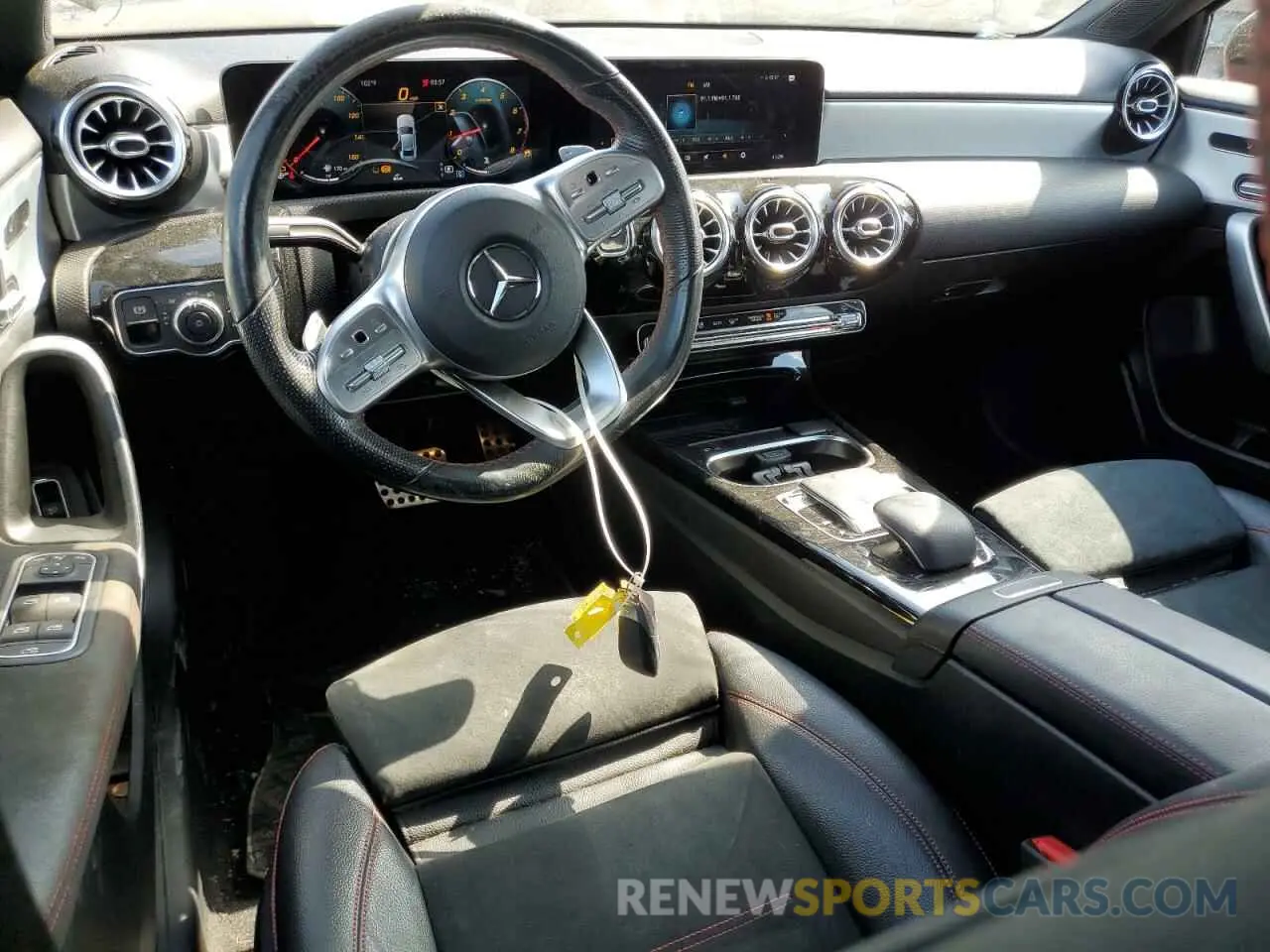8 Photograph of a damaged car WDD3G4EB2KW015955 MERCEDES-BENZ A-CLASS 2019