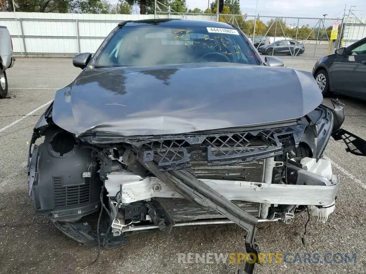 5 Photograph of a damaged car WDD3G4EB2KW030844 MERCEDES-BENZ A-CLASS 2019