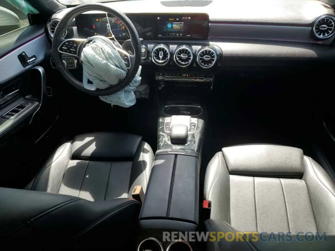 8 Photograph of a damaged car WDD3G4EB3KW013647 MERCEDES-BENZ A-CLASS 2019