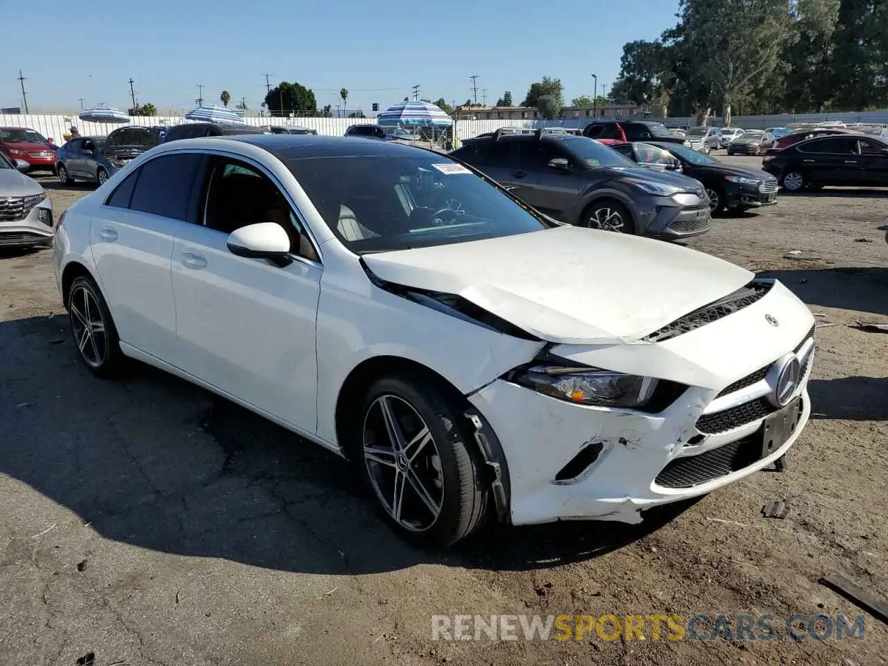 4 Photograph of a damaged car WDD3G4EB3KW029069 MERCEDES-BENZ A-CLASS 2019