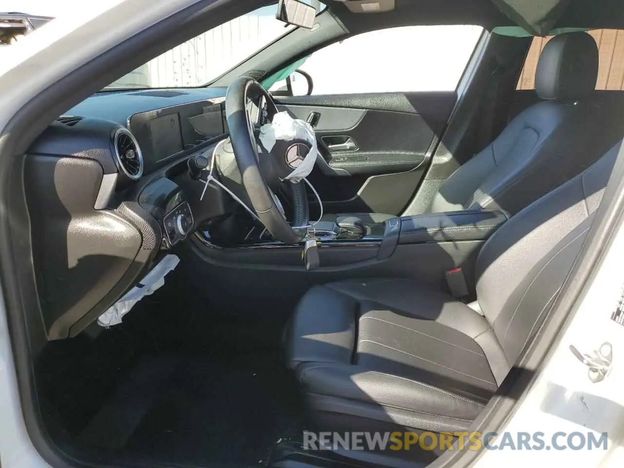 7 Photograph of a damaged car WDD3G4EB3KW029069 MERCEDES-BENZ A-CLASS 2019