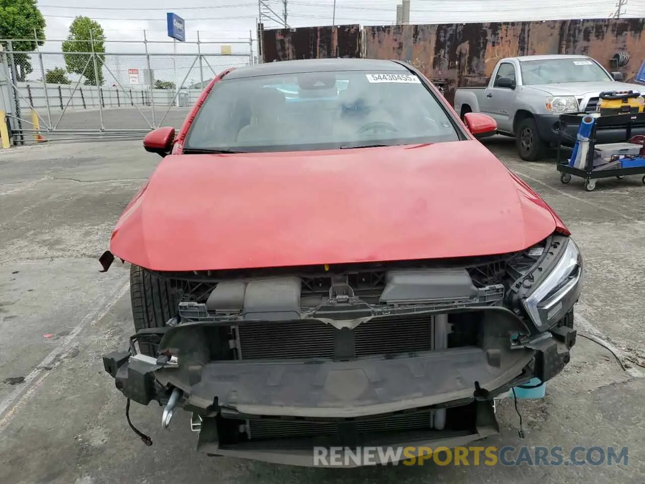 5 Photograph of a damaged car WDD3G4EB4KW013298 MERCEDES-BENZ A-CLASS 2019