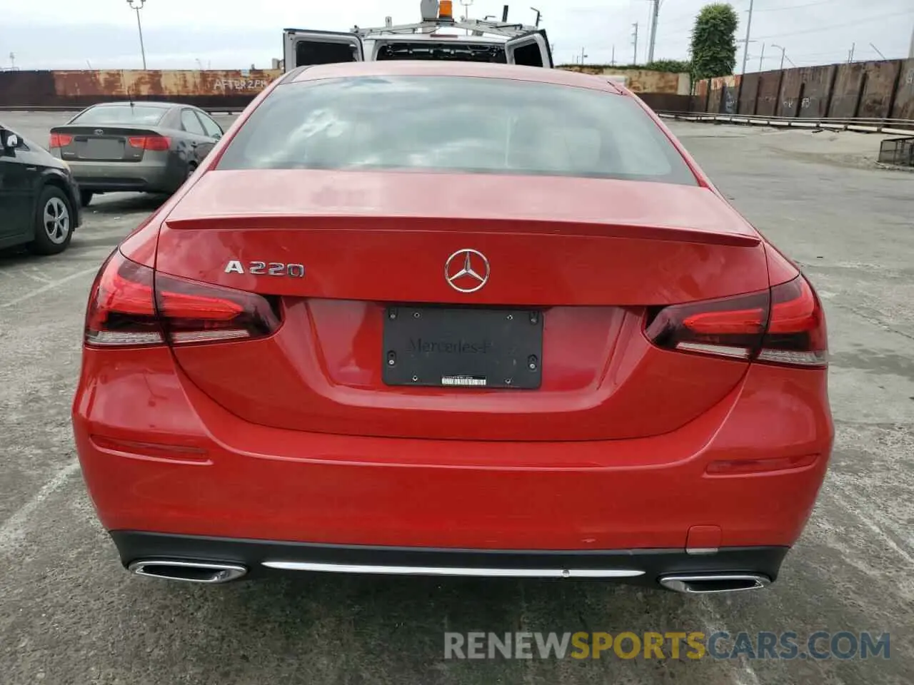 6 Photograph of a damaged car WDD3G4EB4KW013298 MERCEDES-BENZ A-CLASS 2019