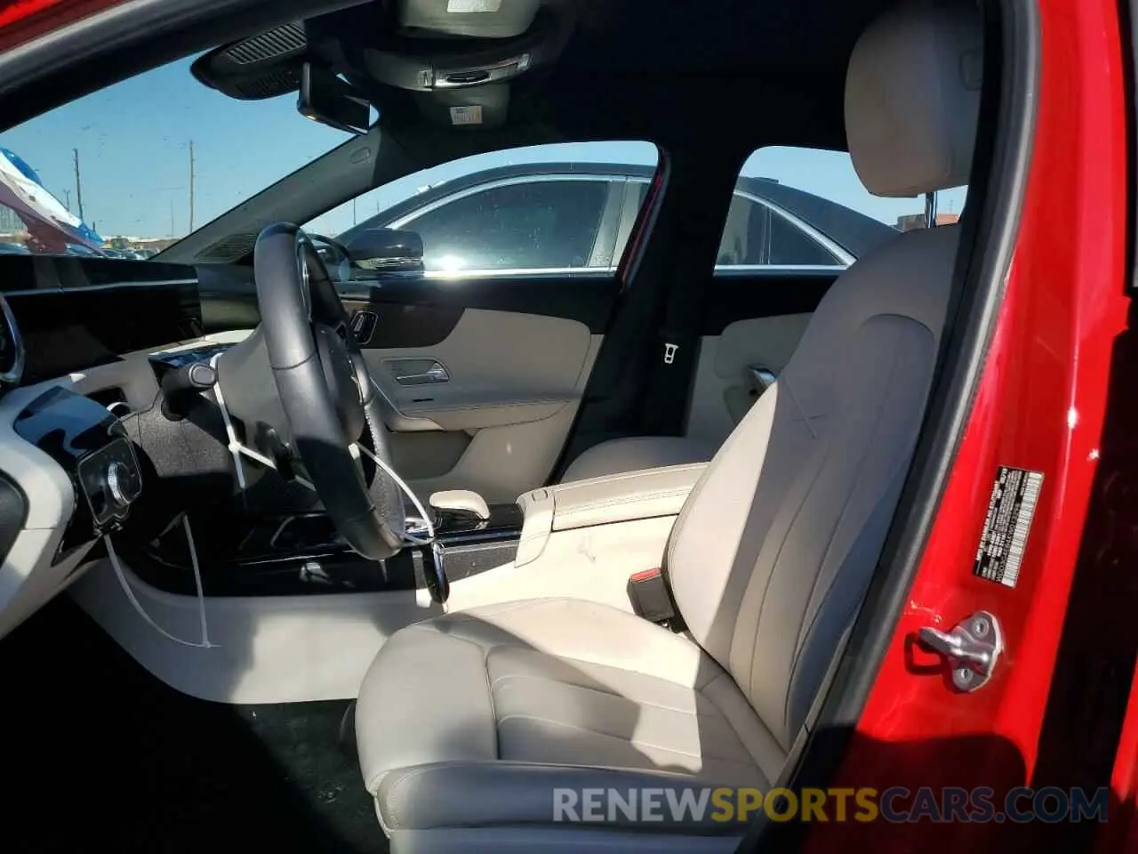 7 Photograph of a damaged car WDD3G4EB4KW013298 MERCEDES-BENZ A-CLASS 2019