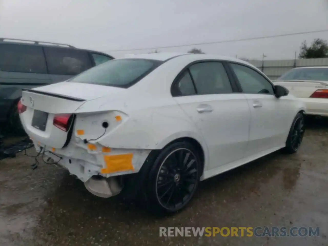 3 Photograph of a damaged car WDD3G4EB4KW025208 MERCEDES-BENZ A-CLASS 2019