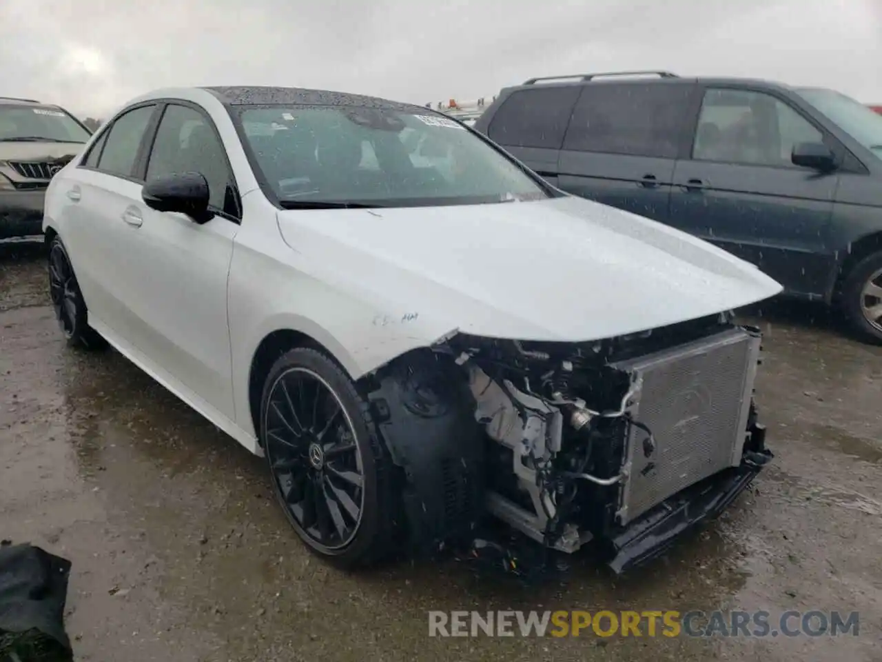 4 Photograph of a damaged car WDD3G4EB4KW025208 MERCEDES-BENZ A-CLASS 2019