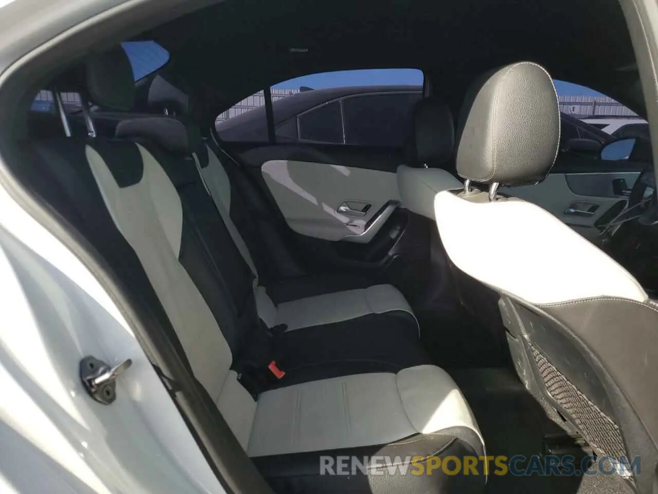10 Photograph of a damaged car WDD3G4EB4KW031638 MERCEDES-BENZ A-CLASS 2019