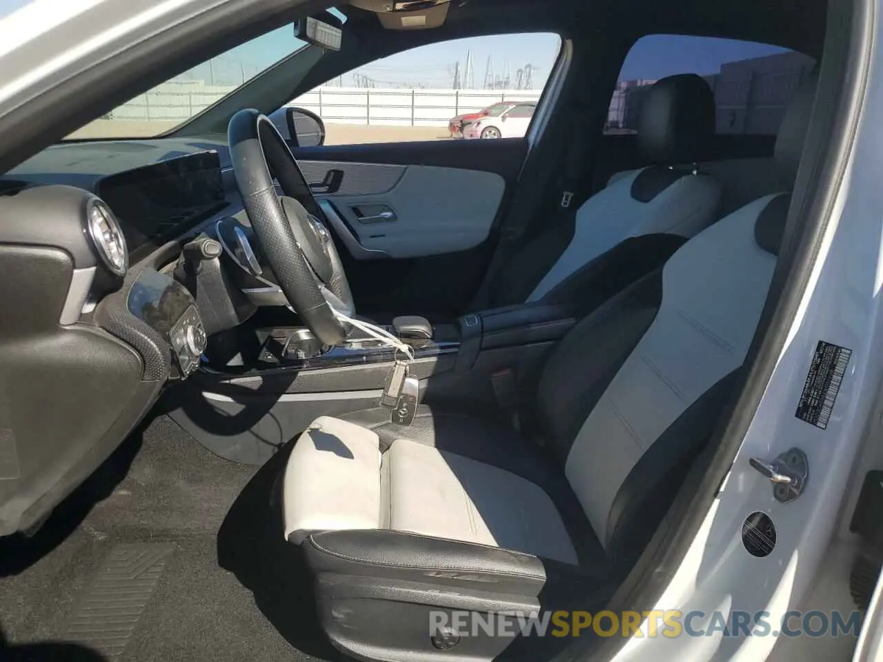 7 Photograph of a damaged car WDD3G4EB4KW031638 MERCEDES-BENZ A-CLASS 2019