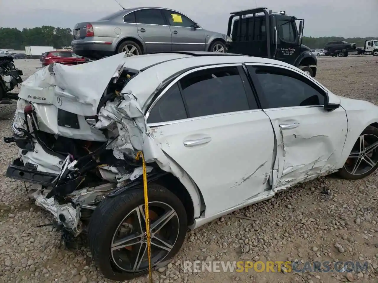 9 Photograph of a damaged car WDD3G4EB4KW034314 MERCEDES-BENZ A-CLASS 2019