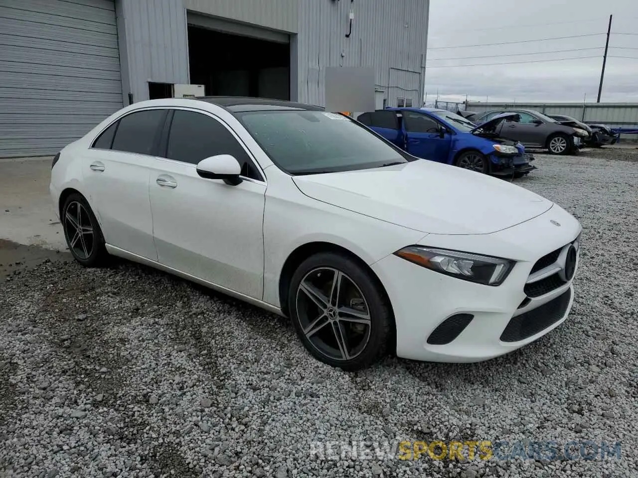 4 Photograph of a damaged car WDD3G4EB5KW003203 MERCEDES-BENZ A-CLASS 2019