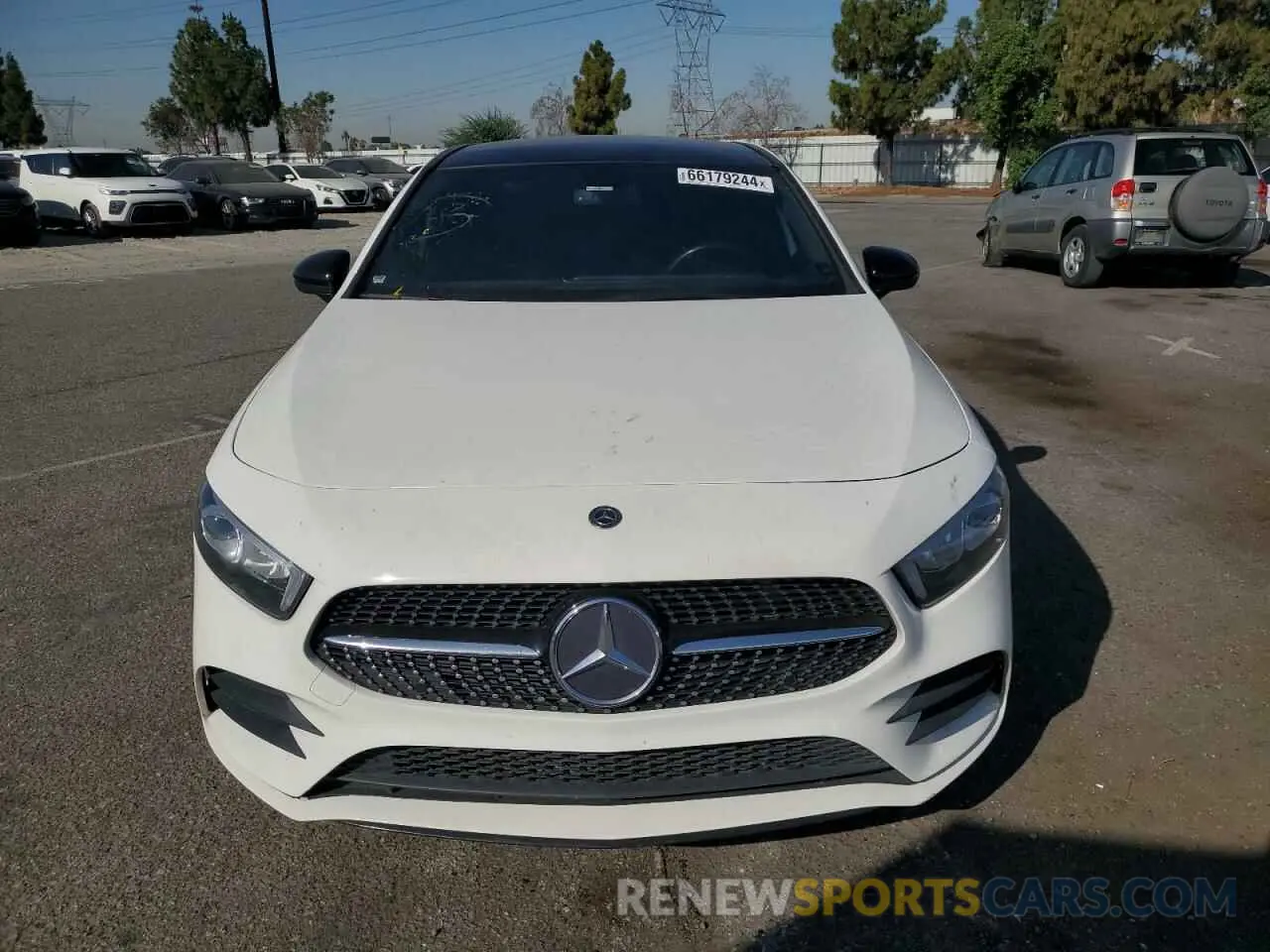 5 Photograph of a damaged car WDD3G4EB5KW004724 MERCEDES-BENZ A-CLASS 2019