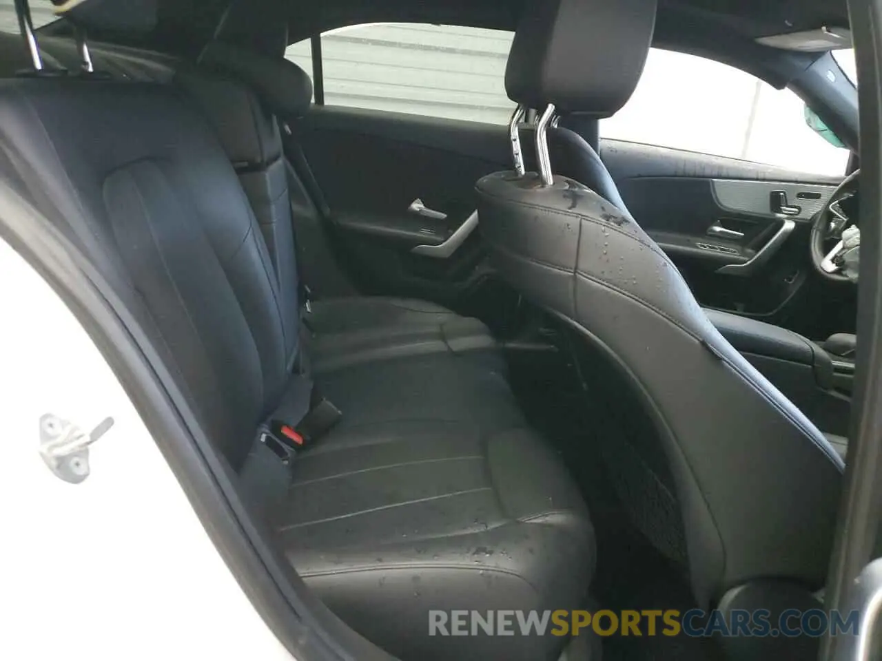 10 Photograph of a damaged car WDD3G4EB5KW023094 MERCEDES-BENZ A-CLASS 2019