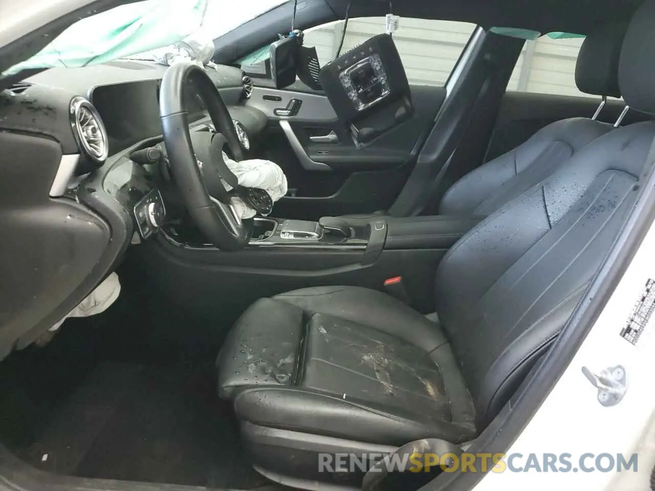 7 Photograph of a damaged car WDD3G4EB5KW023094 MERCEDES-BENZ A-CLASS 2019