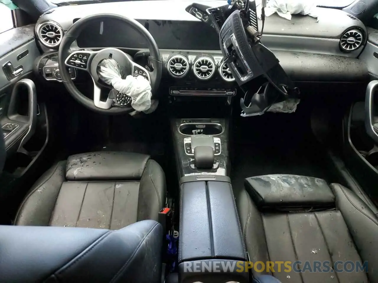 8 Photograph of a damaged car WDD3G4EB5KW023094 MERCEDES-BENZ A-CLASS 2019