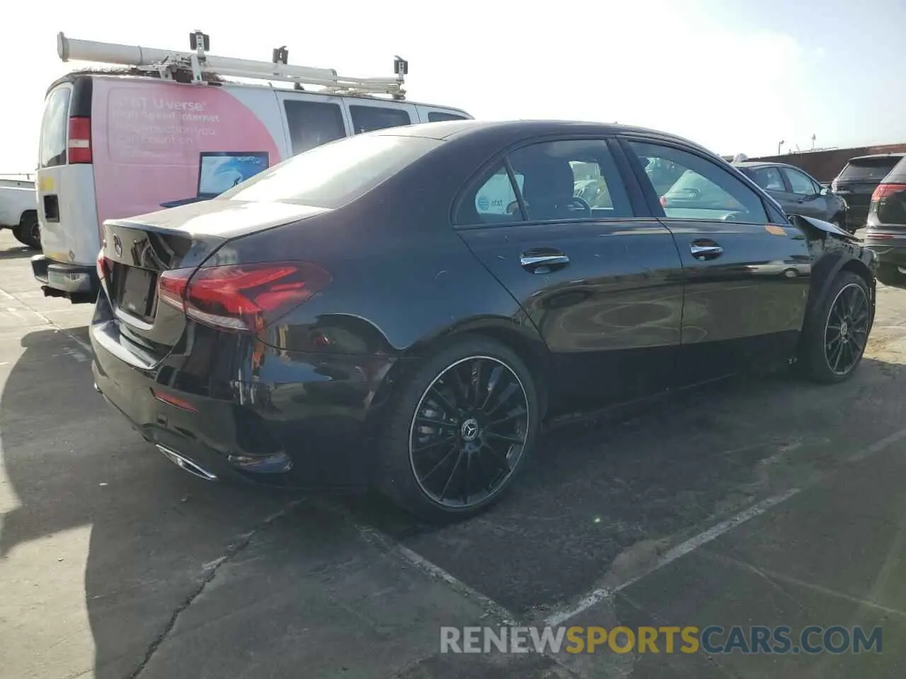 3 Photograph of a damaged car WDD3G4EB6KW005641 MERCEDES-BENZ A-CLASS 2019