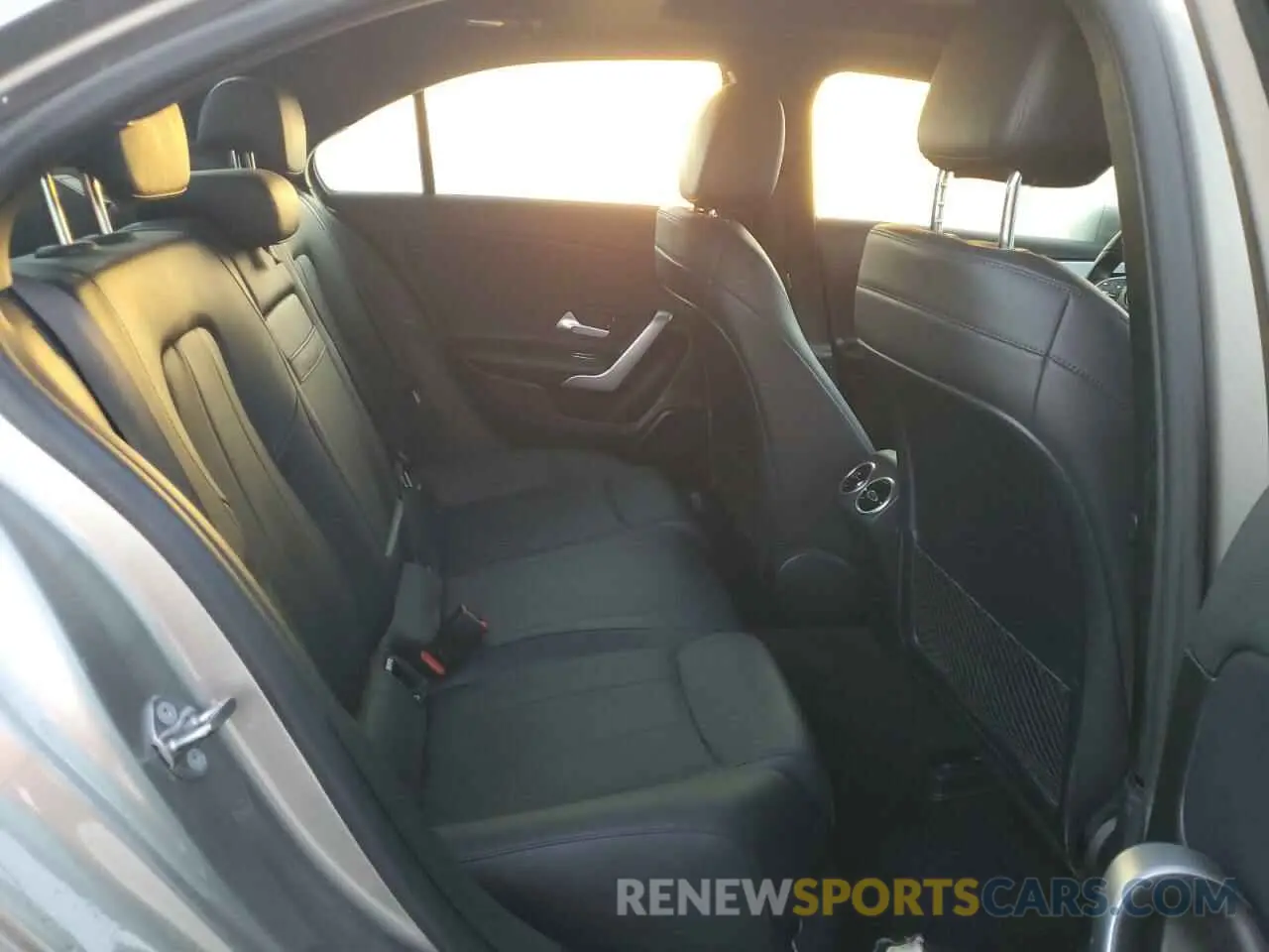 10 Photograph of a damaged car WDD3G4EB6KW024478 MERCEDES-BENZ A-CLASS 2019