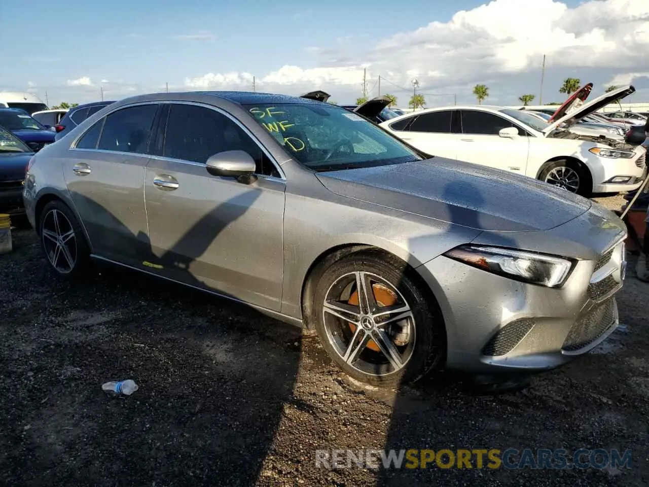 4 Photograph of a damaged car WDD3G4EB6KW024478 MERCEDES-BENZ A-CLASS 2019