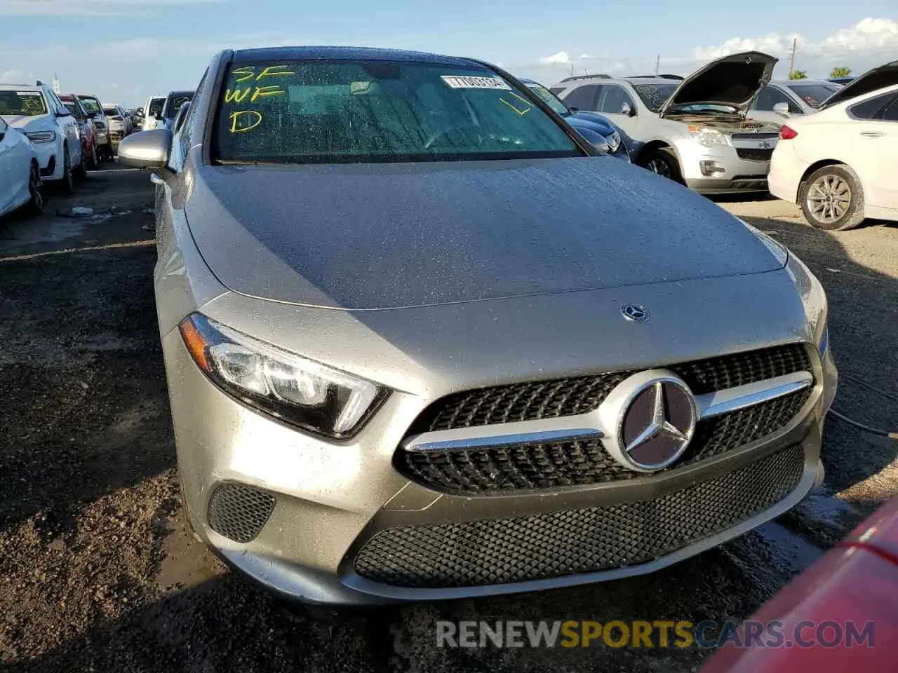 5 Photograph of a damaged car WDD3G4EB6KW024478 MERCEDES-BENZ A-CLASS 2019