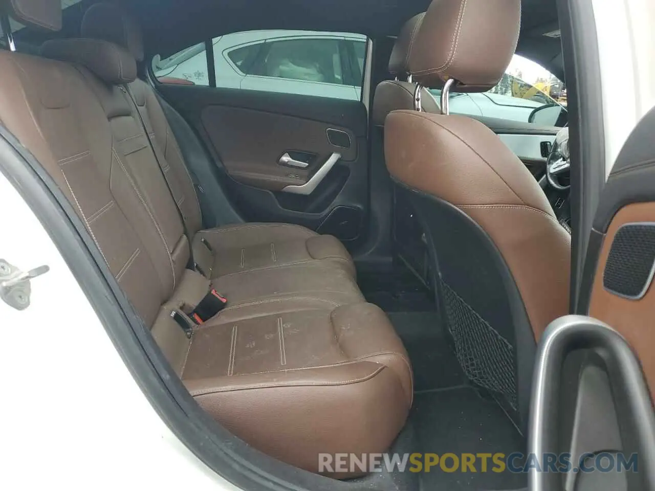 10 Photograph of a damaged car WDD3G4EB6KW025260 MERCEDES-BENZ A-CLASS 2019