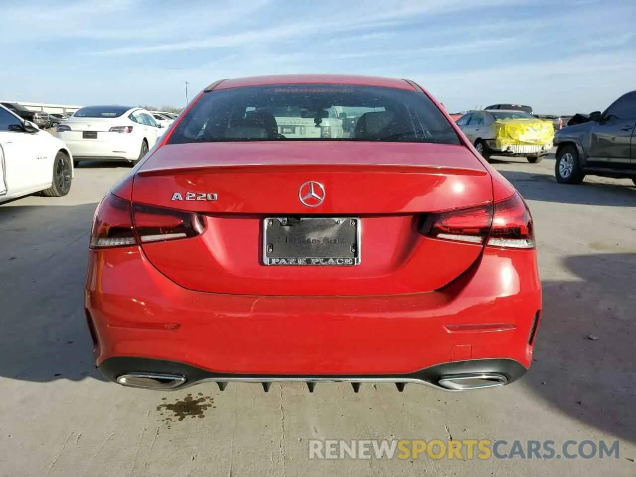 6 Photograph of a damaged car WDD3G4EB6KW033617 MERCEDES-BENZ A-CLASS 2019