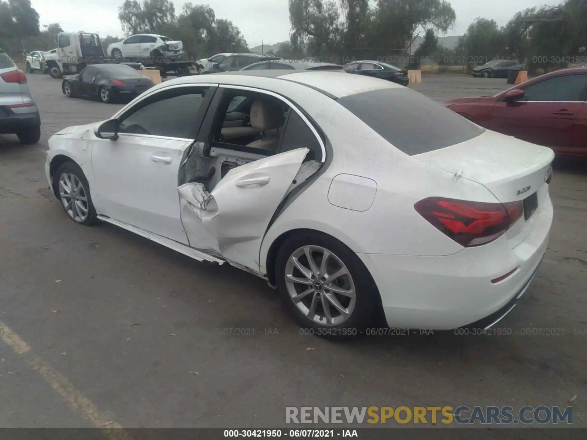 3 Photograph of a damaged car WDD3G4EB7KW018088 MERCEDES-BENZ A-CLASS 2019