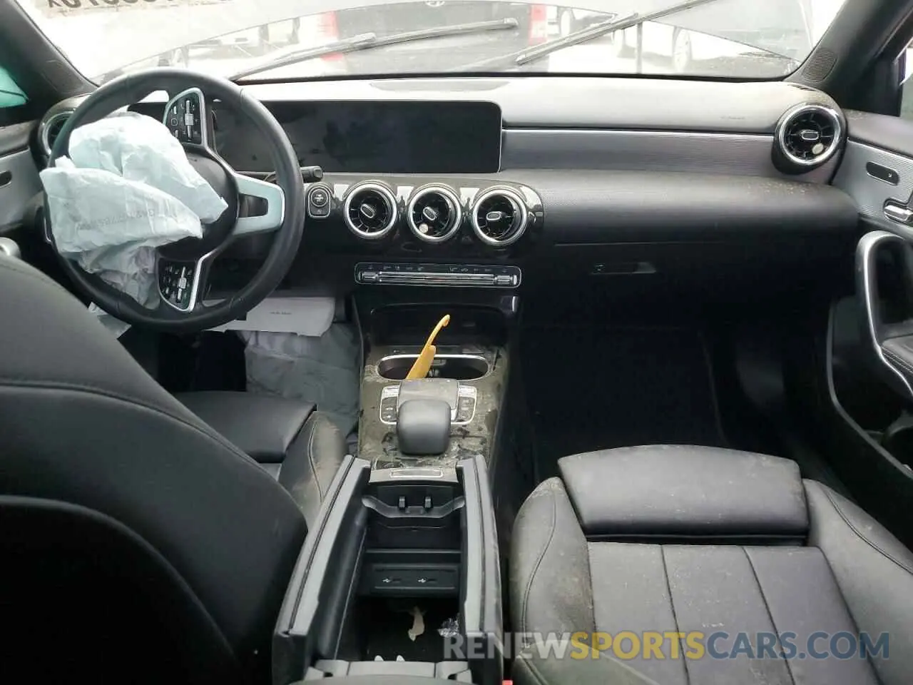 8 Photograph of a damaged car WDD3G4EB7KW025252 MERCEDES-BENZ A-CLASS 2019
